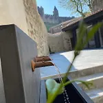 Lägenhet Le Jardin De La Tour Pinte *