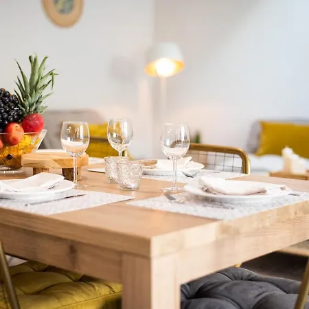 Le Jardin De La Tour Pinte * Carcassonne